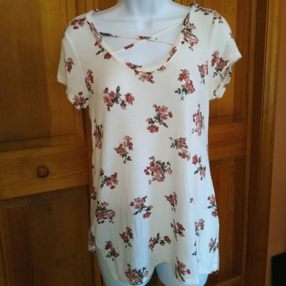 Med. Women's t shirt